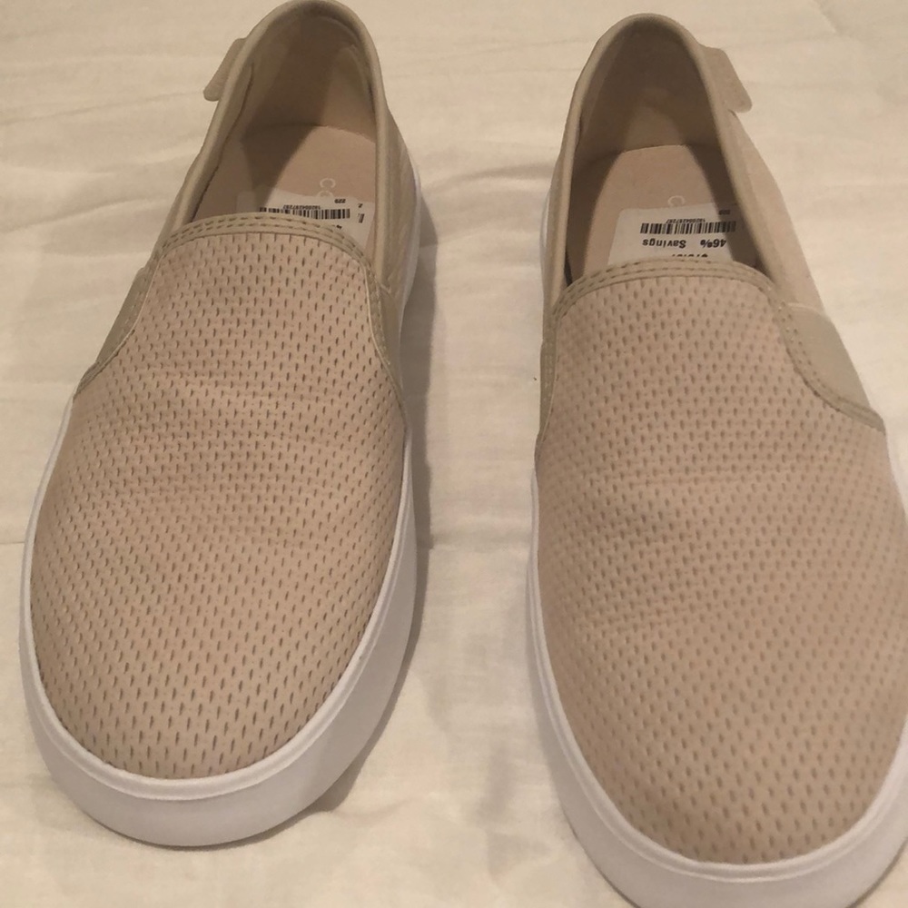 Slip in sneaker